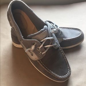 Woman’s Gray Sperry Boat Shoes